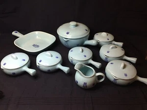 Vintage Cronin USA Pottery Mid Century BLUE TULIP Lot Of 16 - Picture 1 of 3