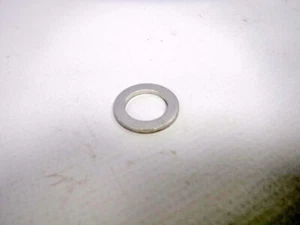 Rondella MOTO GUZZI alluminio 10x16x1 GU10528900 lavatrice alluminio 10x16x1 - Foto 1 di 1