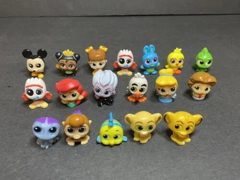 Disney Doorables Series 4 Choose Your Character Cover