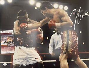 JULIO CESAR CHAVEZ SIGNED 16X20 PHOTO MEXICO BOXING HALL OF FAME JSA COA