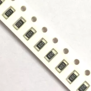 100 pz resistenza chip SMD 10K 10000R Ω 103 5% 1/8W 0805 (2012) 2 mm x 1,2 mm - Foto 1 di 3