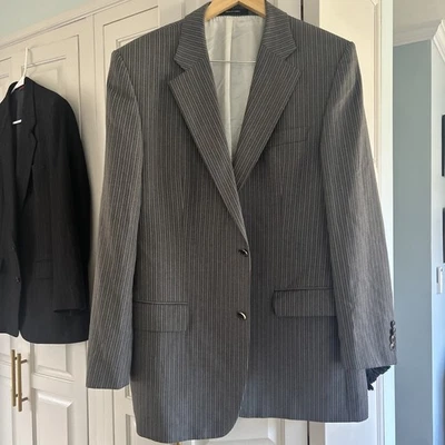 Blazer Hugo Boss Para Hombre Gris Lana Rayas 44R Hecho en Turquía Pecho Único Foto 1 de 4