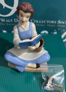 2005 WDCC La Bella y la Bestia Bella Bookish Belleza 4" Figura Prendedor Certificado de Autenticidad, Litografía - Imagen 1 de 5