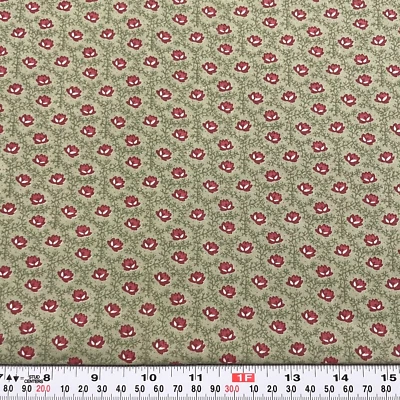 Country Essentials Summer Connecting Threads 2008 Green Cotton by the HALF YARD - Image 1 of 2