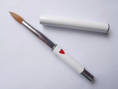KOLINSKY HAIR SABLE NAIL ACRYLIC ART BRUSH Kolinsky Hair - Acryl Nail Art Pinsel weiß + rotes Herz - rund Profi