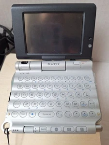 SONY PEG-UX50/E CLIE PERSONAL ENTERTAINMENT ORGANIZER MAGIC GATE Powers On - Zdjęcie 1 z 6