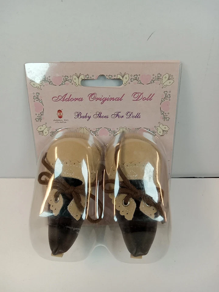 Muñeca Adora Original. Zapatos de bebé para muñecas. Foto 1 de 4