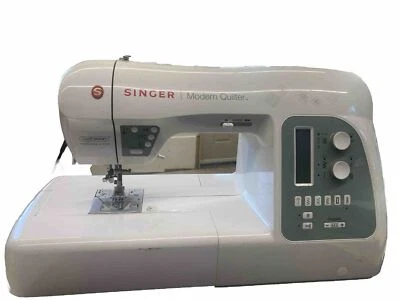 Singer 8500 Modern Quilter Sewing Quilting Machine Smart Thread- Parts Or Repair - Image 1 of 4