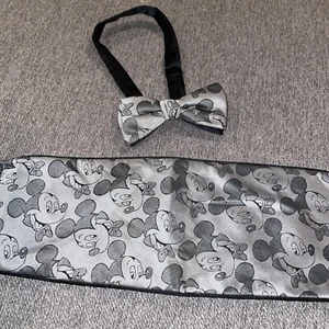 Mickey Mouse cumberbund & Bow Tie Balancine “the tie works” Disney VTG 1990’s - Picture 1 of 5