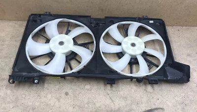 Conjunto de radiador doble ventilador Subaru Legacy 2015-2019 fabricante de equipos originales Foto 1 de 4