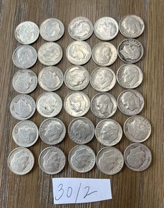 Lot of 30 90% Silver Roosevelt Dimes between 1946–1964 Mixed Dates Circulated - Picture 1 of 2