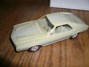 1969 AMC AMX 2 Dr Hardtop HÄNDLER PROMO AUTO - hellmoosgrün grau Rennstreifen - Bild 1 von 5