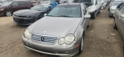 Used Engine Coolant Reservoir fits: 2003 Mercedes-benz Mercedes c-class 203 Type - Image 1 of 4