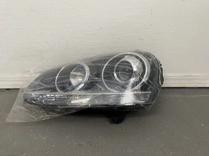 VW MK5 Golf/Jetta 05-10 Helix Projector Headlight w/ Chrome Housing(Driver side) - Picture 1 of 3