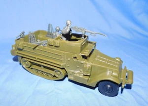 WWII U.S. Halftrack mit 4 Mann Besatzung, Hartplastik, 1/38 Classic Toy Soldiers Inc - Bild 1 von 1