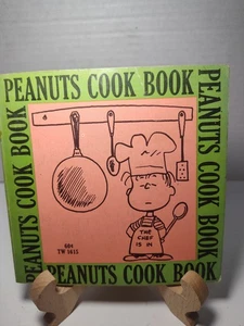 PEANUTS COOK BOOK By Charles M. Schulz & June Dutton - RARE FIND - Picture 1 of 5