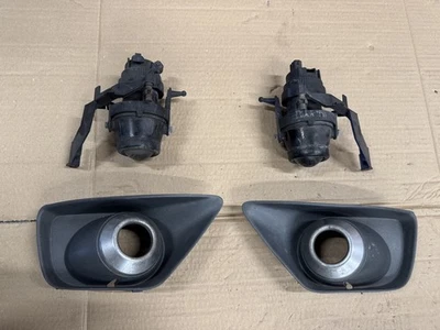 Ford Focus ST170 Fog spot Lights and Covers Mk1 2002-2005 - Image 1 of 4