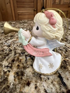 Precious Moments Ornament "Peace on Earth & Goodwill To All" 2013 #131002 Angel - Picture 1 of 6