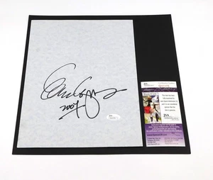 Hoja de cartulina firmada por George Lopez 8,5 x 11 JSA Auto DA046172 - Imagen 1 de 1