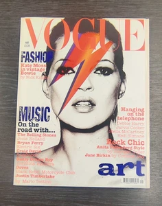 VOGUE Magazine: May 2003 - Kate Moss - Foto 1 di 2