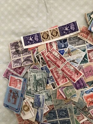 Colección de 200 estampillas vintage de franqueo antiguo de todo el mundo Foto 1 de 4