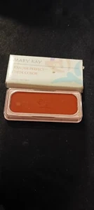 VINTAGE MARY KAY POWDER PERFECT CHEEK COLOR TRUE RED - Picture 1 of 1