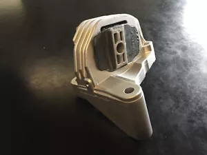 GENUINE VOLVO D5 TOP ENGINE MOUNT 30741583 D5244T4/5/6/7 V70 XC90 S60 XC70 - Picture 1 of 1