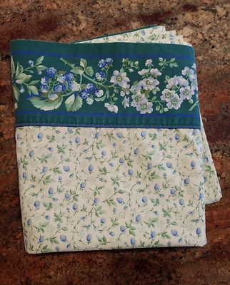 Laura Ashley TWIN Brambleberry Poly Cotton Flat Bed Sheet 66x92" - Image 1 of 4