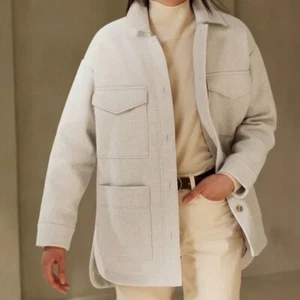 NWT Banana Republic Women’s Beige Shirt Jacket Coat Pockets Petite Small $160 - Picture 1 of 12