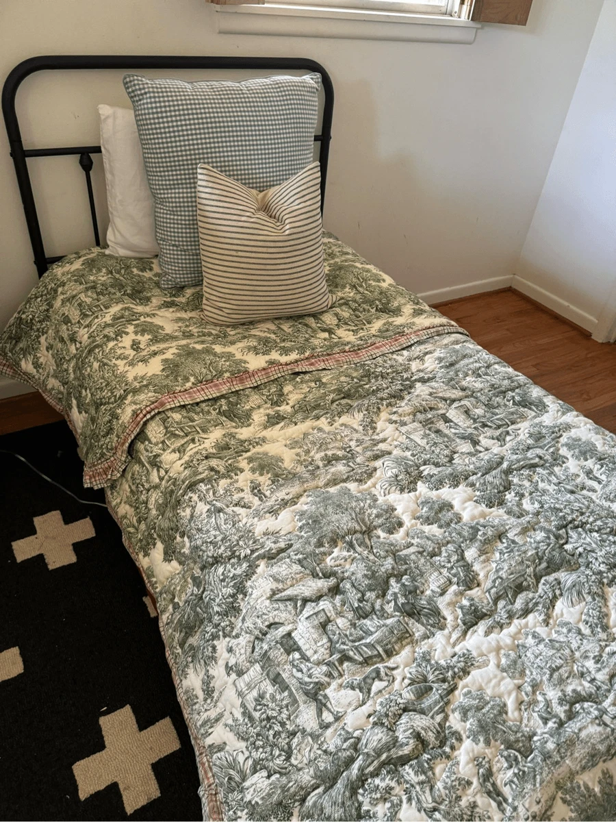 Qucover Twin Size Quilt Set - Patchwork Print Bedspread, Lightweight Microfiber Coverlet With Pillow Shams, 68x86