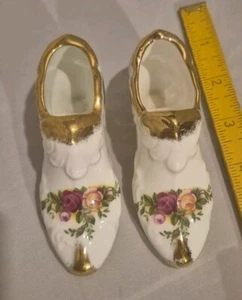 2 X Royal Albert Old Country Roses Bone China Shoe  England decor decorative 25 - Imagen 1 de 8