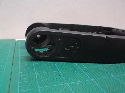 AUXILIARY HANDLE DWB-90632689 off Black & Decker GH900 Electric String Trimmer - Image 1 of 3