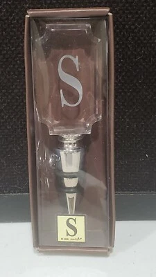 Topper de botella grabado MUDPIE Cosmopolitan Home "S" nuevo en caja Foto 1 de 3