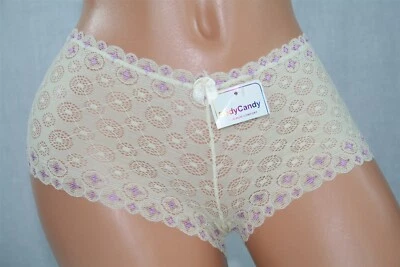 Bermuda masculina marfim, círculos alguns com brilhos, costura roxa e laço tamanho P - Imagem 1 de 2