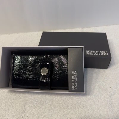 Kenneth Cole Reaction - Cartera - Para mujer charol negro 17 ranuras para tarjetas en total Foto 1 de 4