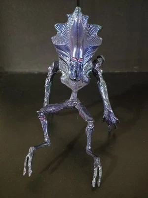 Figura de acción coleccionable ID4 1996 Independence Day Alien Attacker Foto 1 de 4