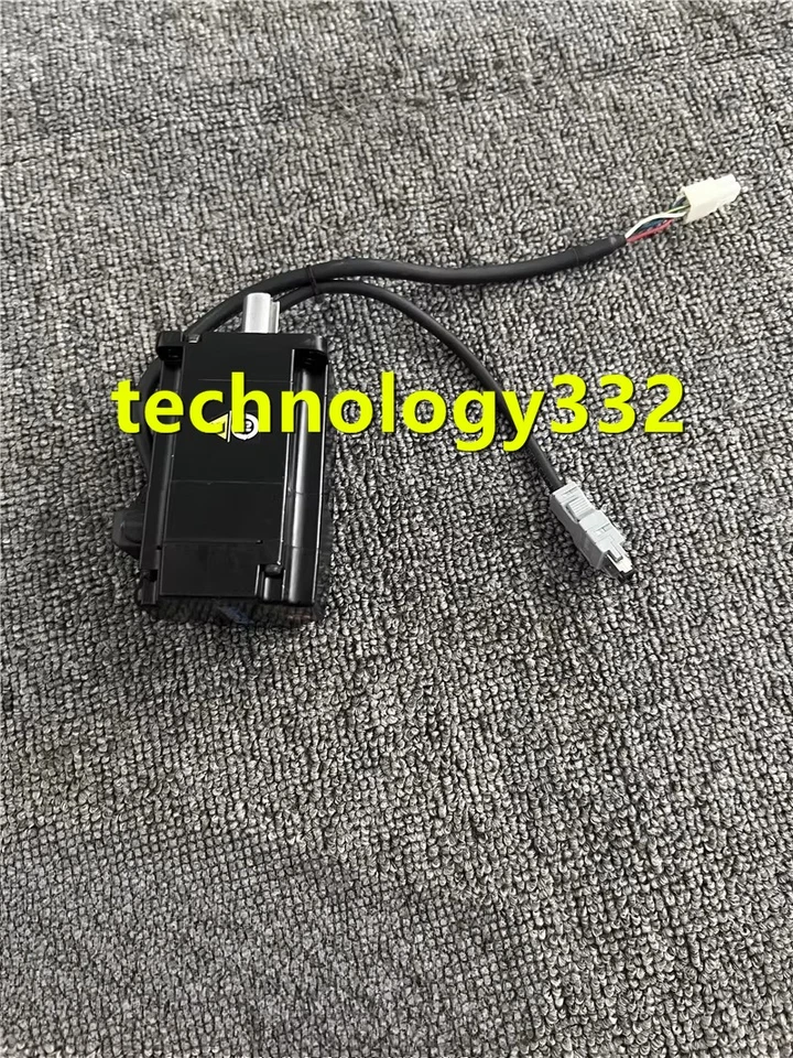 1PC used SGM7J-04AFC6S Yaskawa servo motor 400W  #YY - Image 1 of 3