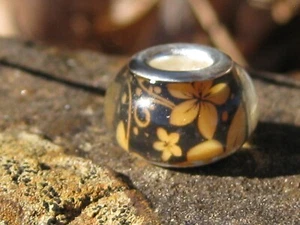 RADIANT BEAUTY BEAD - Picture 1 of 3