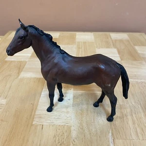 Breyer Classic Scale Duchess - Dark Bay Stute - Black Beauty and Friends - Bild 1 von 7