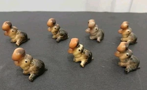 Hipopótamos para bebé Hagen-Renaker - Juego de 7 - Imagen 1 de 4