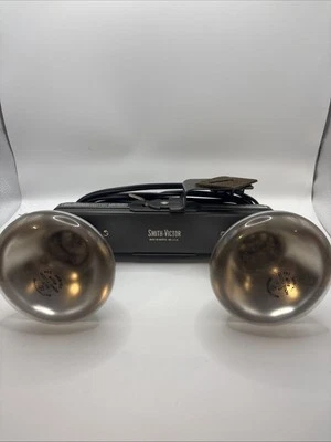 Smith-Victor Model L-20 Bar Light Fixture For Pictures/Videos - Works - Image 1 of 4