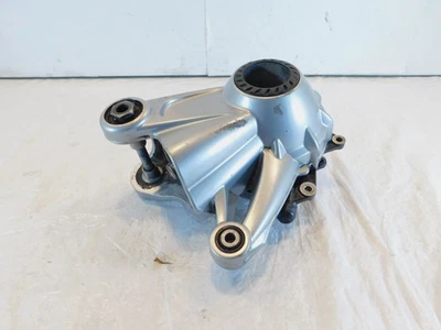 2005 - 2013 宝马 R1200RT R1200ST 银色后轮差速齿轮箱 — 第 1/4 张图片