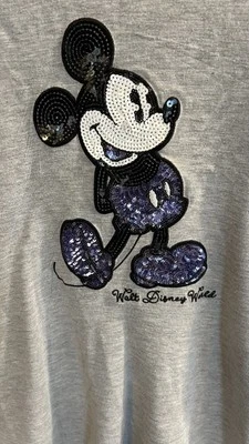 Walt Disney World 刺绣 T 恤 XL 码女式米老鼠紫色闪亮 — 第 1/4 张图片