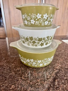 Vtg PYREX Spring Blossom Nesting Casserole Dish Set 473 474 475 W/Lids Grn Whte - Picture 1 of 6