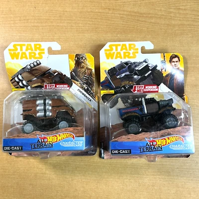 Lote de coches de personajes de Hot Wheels todo terreno de Star Wars Han Solo y Chewbacca Foto 1 de 4