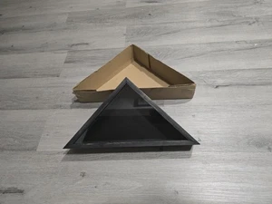 Vetrina triangolo in legno bandiera americana e supporto a parete per bandiere 3' x 5' - Foto 1 di 4
