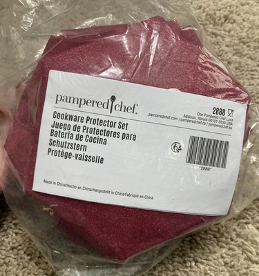 Nuevo juego de utensilios de cocina protectores de chef mimados. Sin abrir Foto 1 de 3