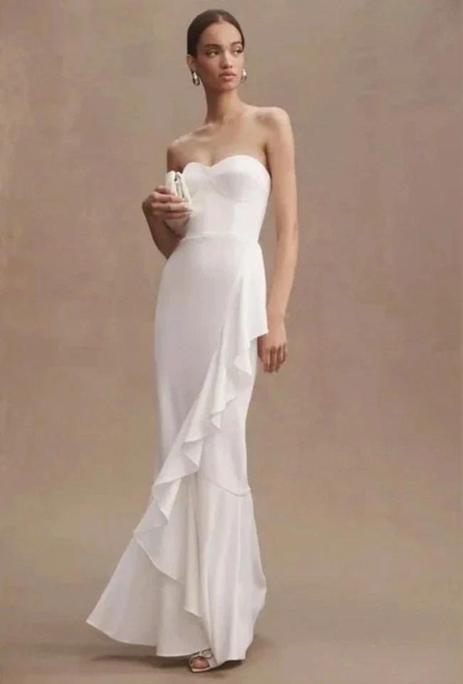 Vestido de sirena sin tirantes con volantes Dress the Population Paris en blanco talla M Foto 1 de 4