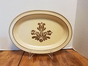 Vintage Pfaltzgraff VILLAGE Brown Trim 13 3/4" Platter  - Picture 1 of 4
