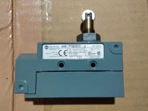 Brand New Allen-Bradley 802B-PSADXSX Limit Switch (Original Part) - Picture 1 of 3